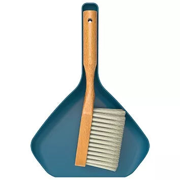 Handbesen-Set – aus Holz & recyceltem Kunststoff