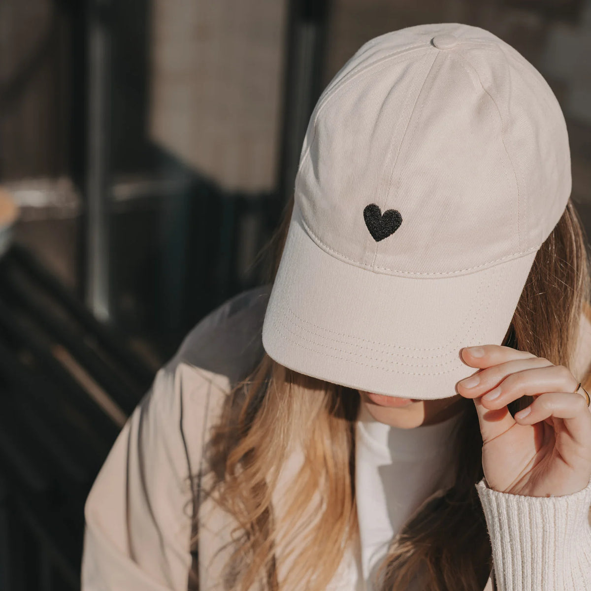 Cap beige Herz