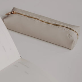 Federtasche Herz Taupe von Eulenschnitt