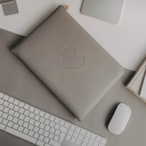 Laptoptasche Herz Grau von Eulenschnitt