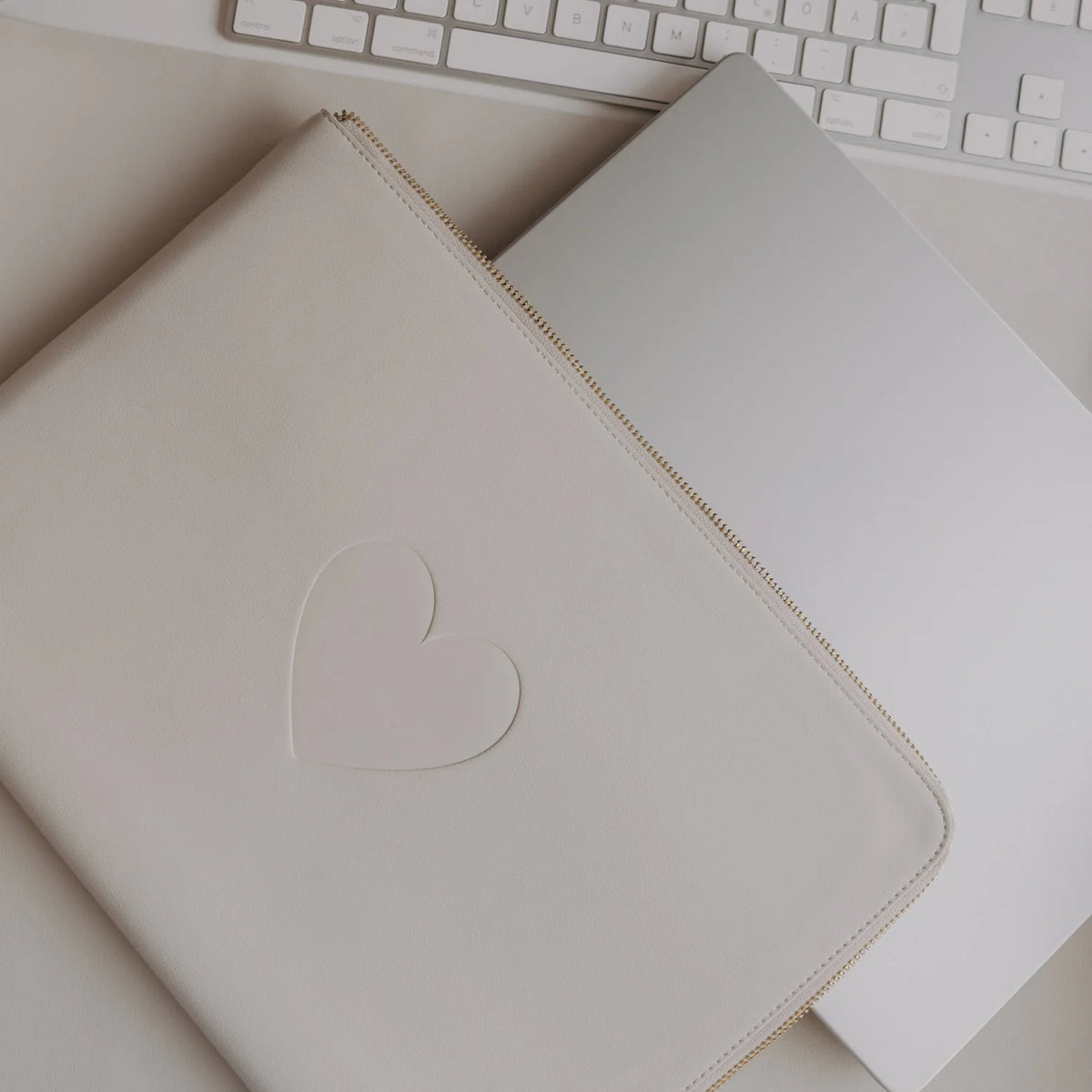 Laptoptasche Herz Creme von Eulenschnitt