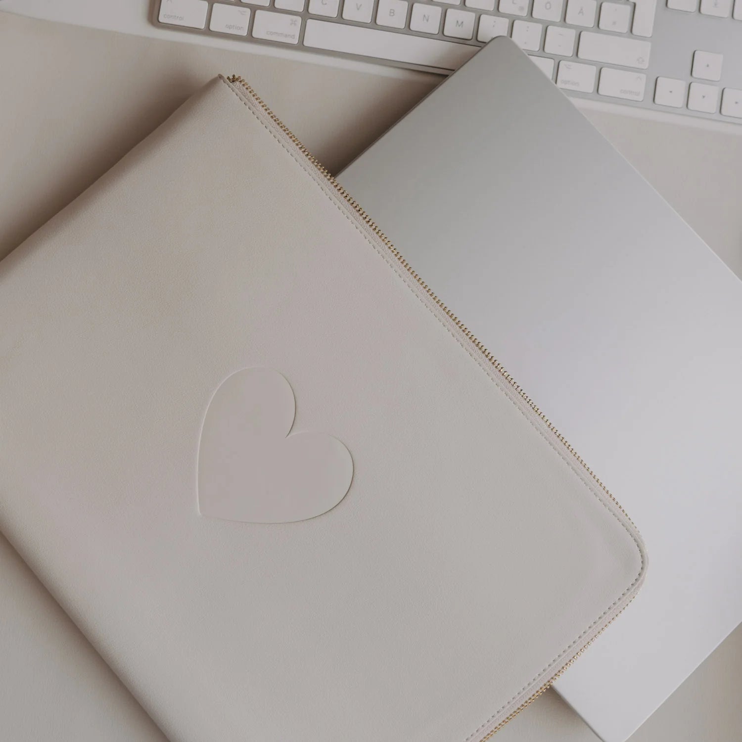 Laptoptasche Herz Creme von Eulenschnitt